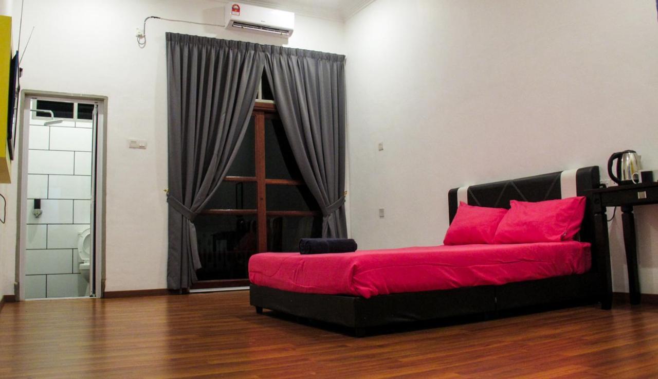 Andalus Beach Residence Marang Ngoại thất bức ảnh